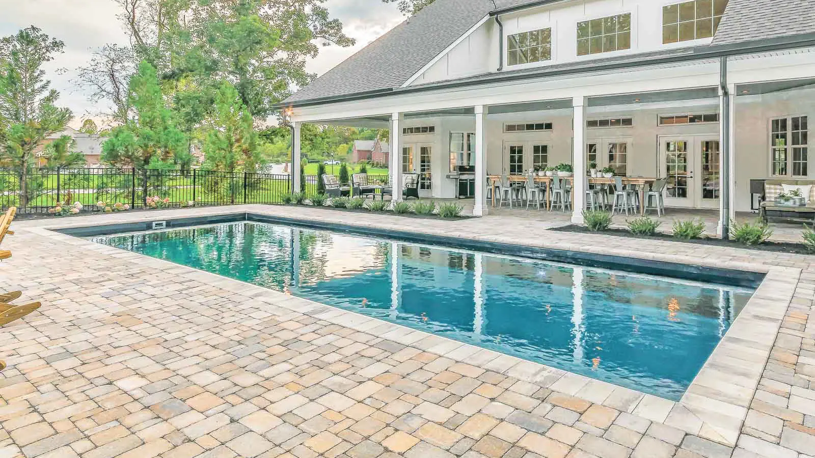 The Infinity™, a fiberglass pool design manufactured by Leisure Pools